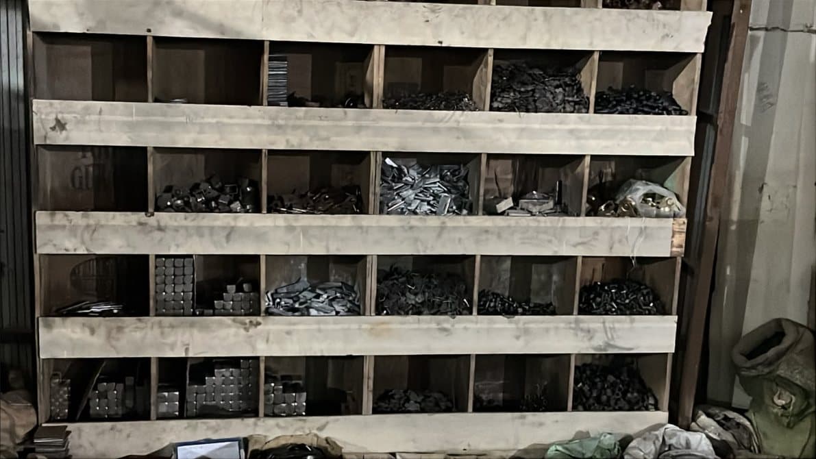 Storage rack of fabrication hardware and small steel components